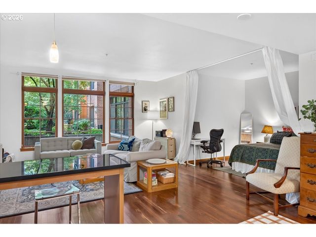 2335 Nw RALEIGH St 129, Portland, OR 97210