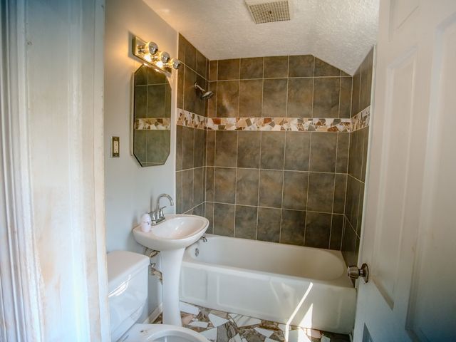 250 E 143rd Street, Dolton, IL 60419