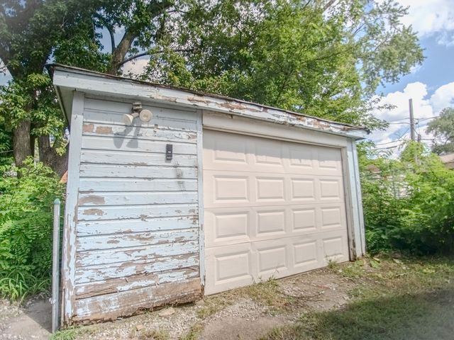 250 E 143rd Street, Dolton, IL 60419