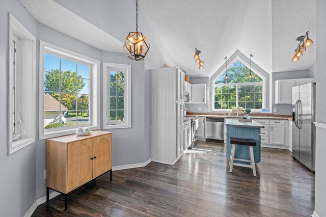 18691 Dylan Drive, Farmington, MN 55024
