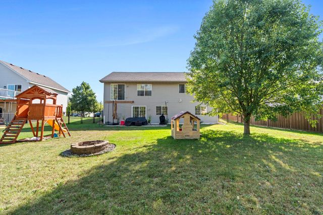 18691 Dylan Drive, Farmington, MN 55024