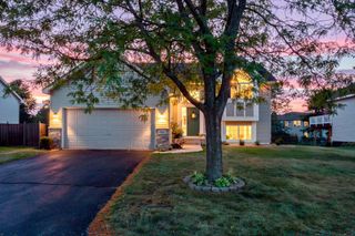 18691 Dylan Drive, Farmington, MN 55024