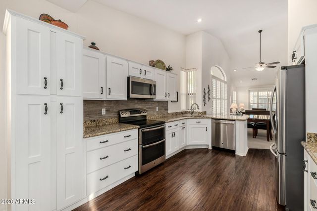 23721 S PLEASANT Way, Sun Lakes, AZ 85248
