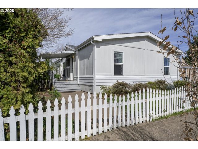 538 LOCHAVEN Ave, Springfield, OR 97477