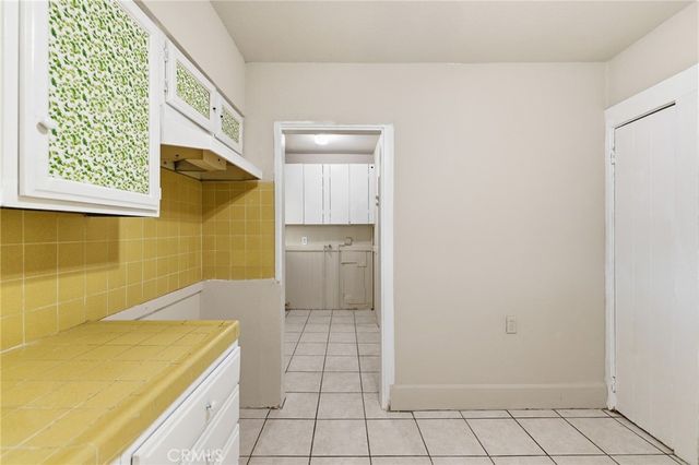 2239 W Sunset Boulevard, Los Angeles, CA 90026