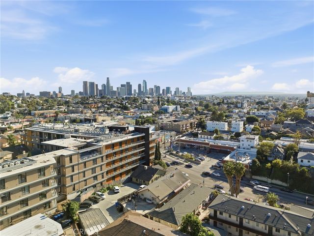 2239 W Sunset Boulevard, Los Angeles, CA 90026