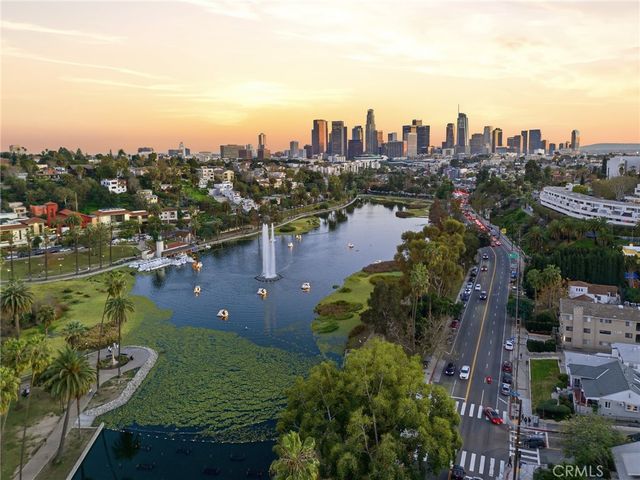 2239 W Sunset Boulevard, Los Angeles, CA 90026
