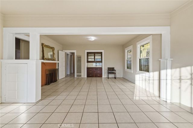 2239 W Sunset Boulevard, Los Angeles, CA 90026