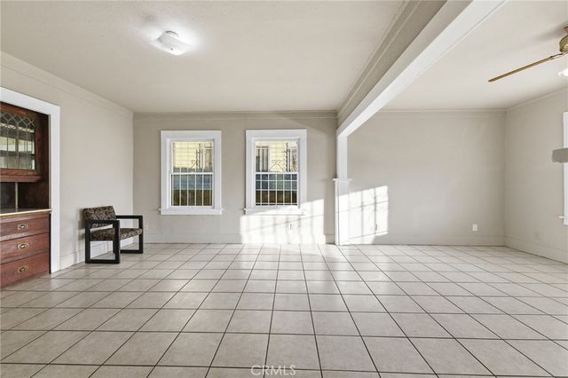2239 W Sunset Boulevard, Los Angeles, CA 90026