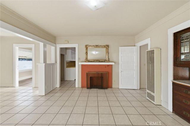 2239 W Sunset Boulevard, Los Angeles, CA 90026