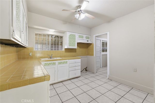 2239 W Sunset Boulevard, Los Angeles, CA 90026