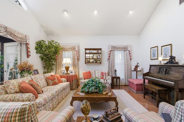 4838 Charlton Way, Delray Beach, FL 33445