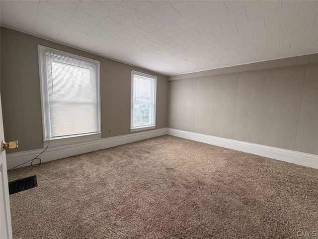 179 West 3rd Street, Oswego, NY 13126