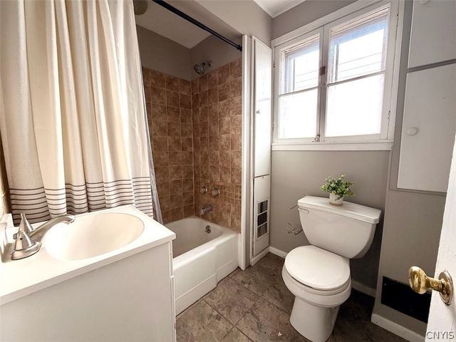 179 West 3rd Street, Oswego, NY 13126