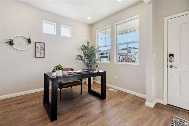 7058 N SANDSTONE WAY, Eagle Mountain, UT 84005