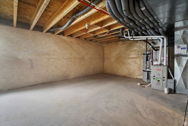 7058 N SANDSTONE WAY, Eagle Mountain, UT 84005