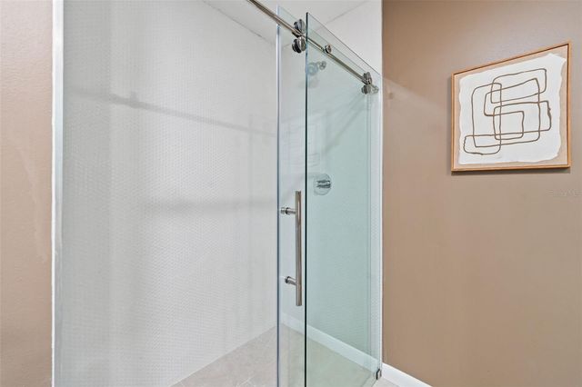 3328 NW 18TH AVENUE, Gainesville, FL 32605