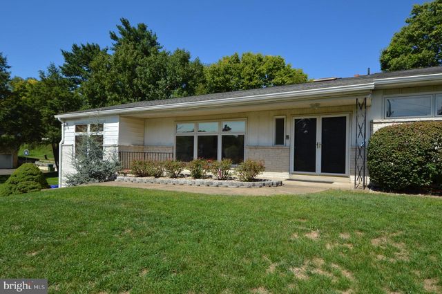 1406 REGENCY CIR, Harrisburg, PA 17110