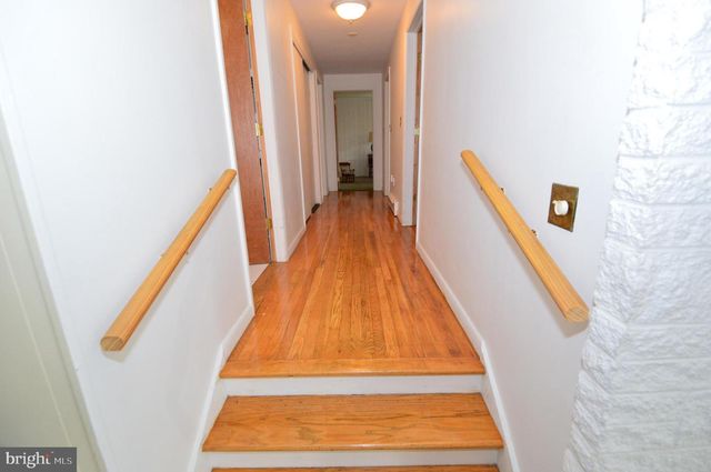 1406 REGENCY CIR, Harrisburg, PA 17110