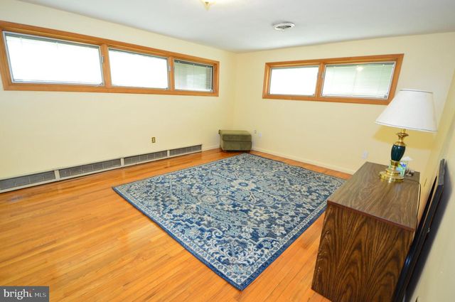 1406 REGENCY CIR, Harrisburg, PA 17110