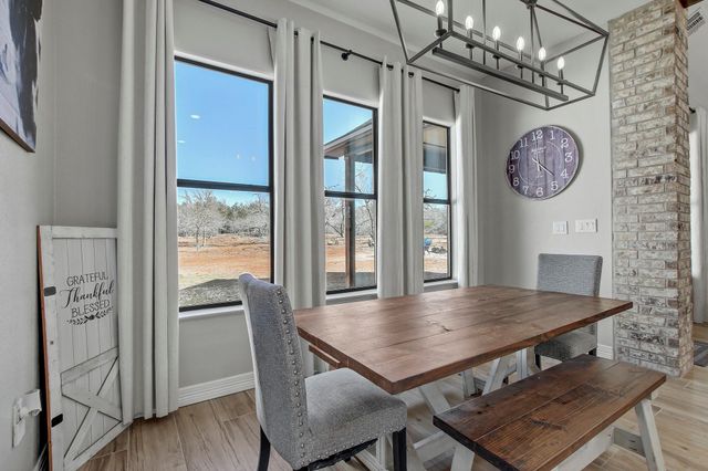 142 Anderson DR, Red Rock, TX 78662