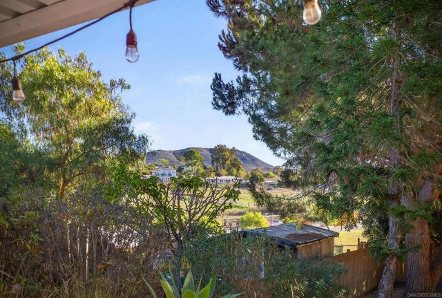 3548 De Leone Rd, San Marcos, CA 92069