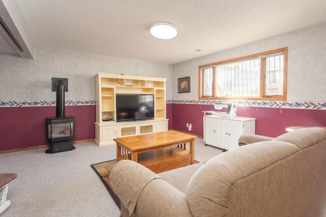 1177 Bridgeport Lane NW, Alexandria, MN 56308