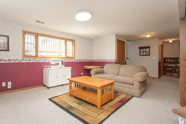 1177 Bridgeport Lane NW, Alexandria, MN 56308