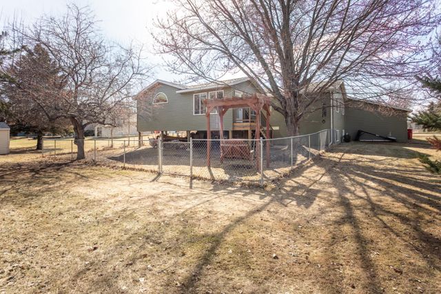 1177 Bridgeport Lane NW, Alexandria, MN 56308