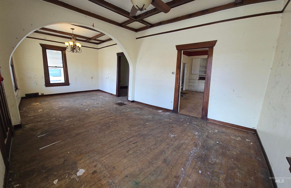 44 W Liberty, Weiser, ID 83672 photo 3