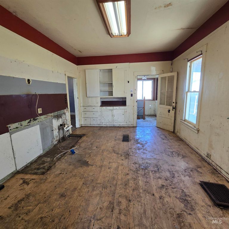 44 W Liberty, Weiser, ID 83672 photo 4