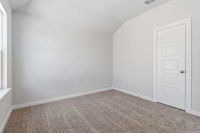 2906 Haffner Road, Converse, TX 78109