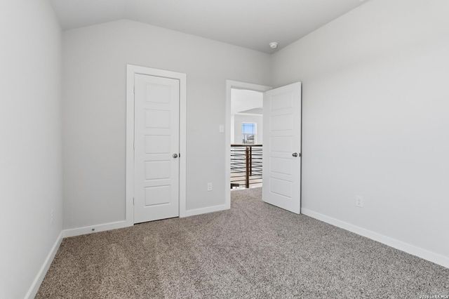 2906 Haffner Road, Converse, TX 78109