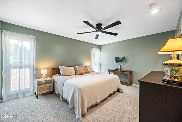 16869 N Meadow Park Drive, Sun City, AZ 85351