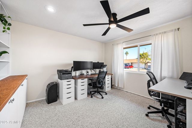 16869 N Meadow Park Drive, Sun City, AZ 85351