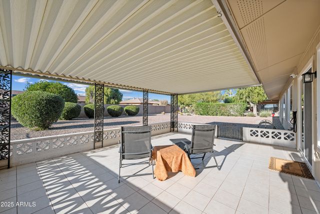 16869 N Meadow Park Drive, Sun City, AZ 85351