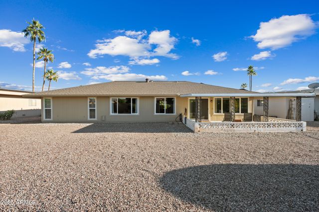 16869 N Meadow Park Drive, Sun City, AZ 85351