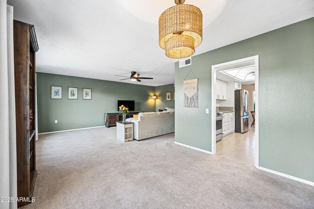 16869 N Meadow Park Drive, Sun City, AZ 85351