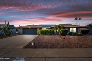 16869 N Meadow Park Drive, Sun City, AZ 85351