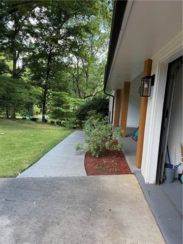 3539 Embry Circle, Atlanta, GA 30341