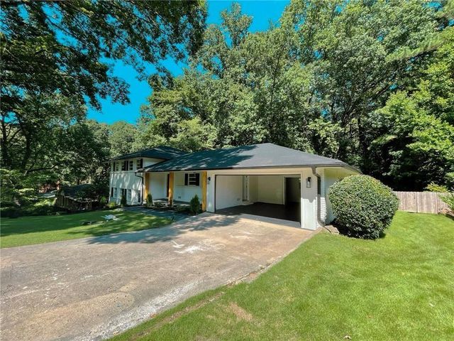 3539 Embry Circle, Atlanta, GA 30341