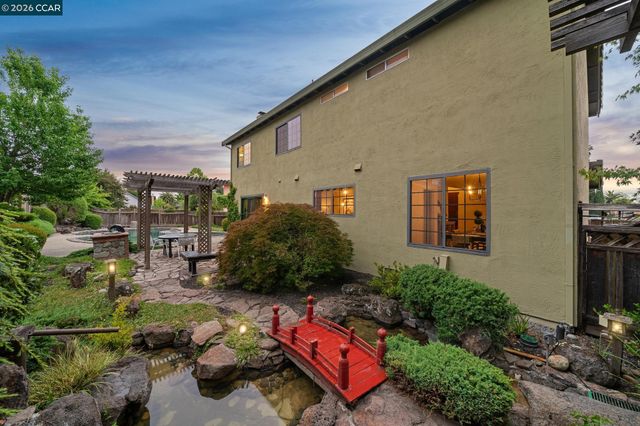 737 Arboles Pl, San Ramon, CA 94583