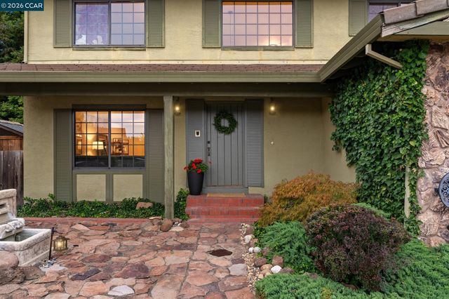 737 Arboles Pl, San Ramon, CA 94583