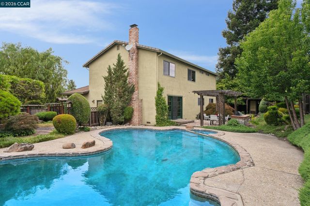 737 Arboles Pl, San Ramon, CA 94583