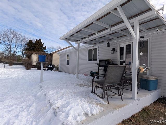 2549 Plymouth Drive, High Ridge, MO 63049