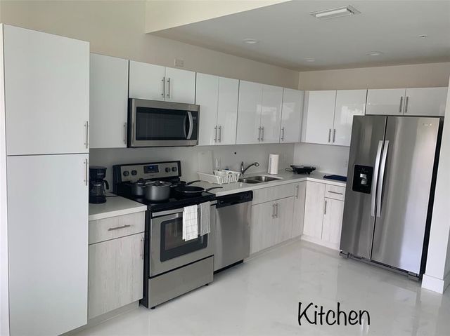 510 Foster Road 101, Hallandale Beach, FL 33009