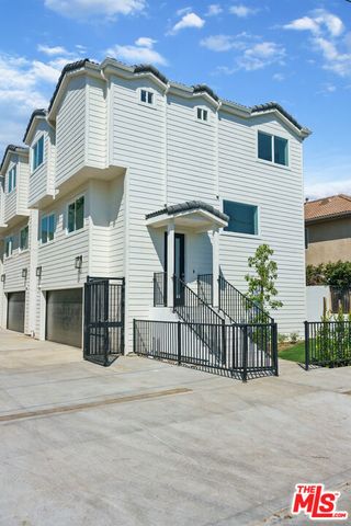14651 W Sara Lane, Panorama City (los Angeles), CA 91402
