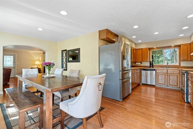 603 Gish Road, Onalaska, WA 98570
