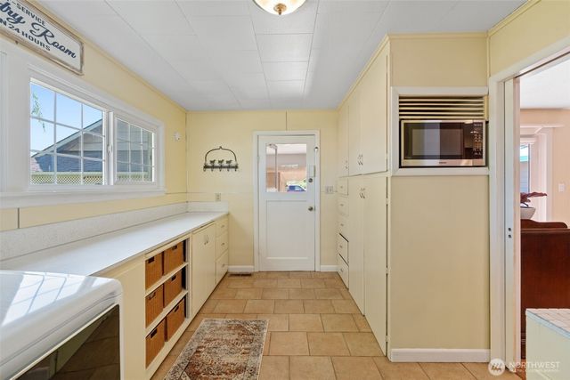 603 Gish Road, Onalaska, WA 98570