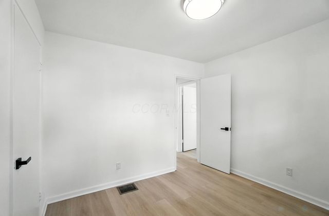 1915 Hopkins Avenue, Columbus, OH 43223